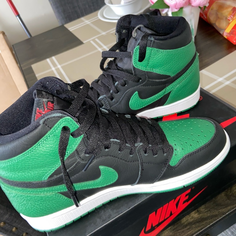 New Air Jordan 1 Retro High OG